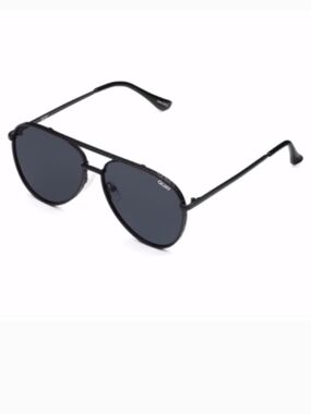 Quay Australia Starry Eyed 125 Sunglasses - Black